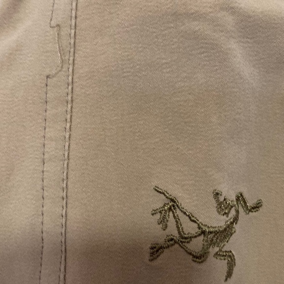 ARCTERYX size 30W x 31L hiking pants - Picture 7 of 11